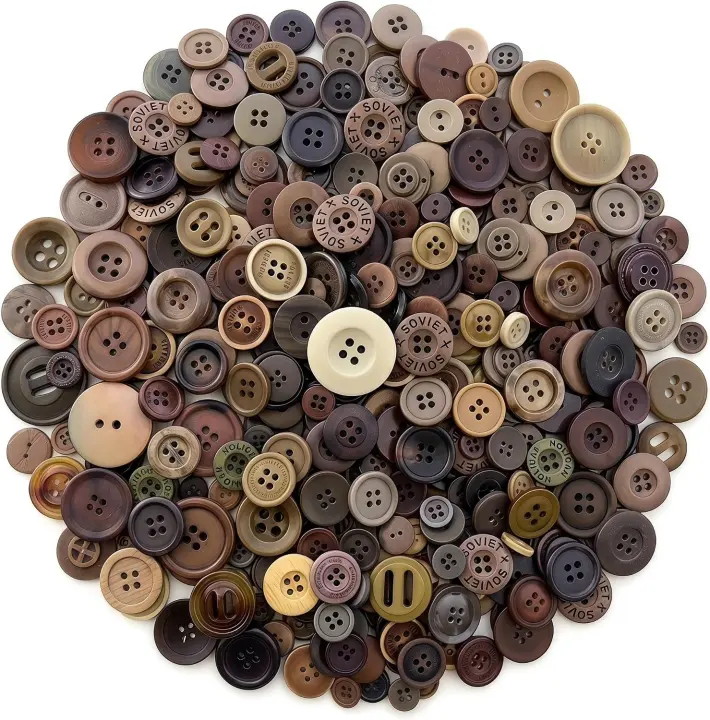600-Piece Brown Resin Buttons — Assorted Sizes for Sewing & Crafts